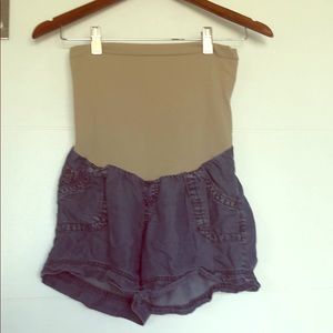 Motherhood, Maternity shorts
